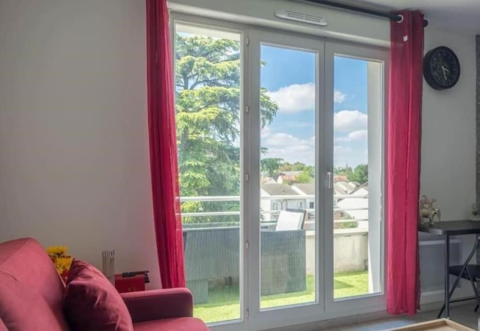 Le Square Des Sapins Apartment Orleans Ngoại thất bức ảnh